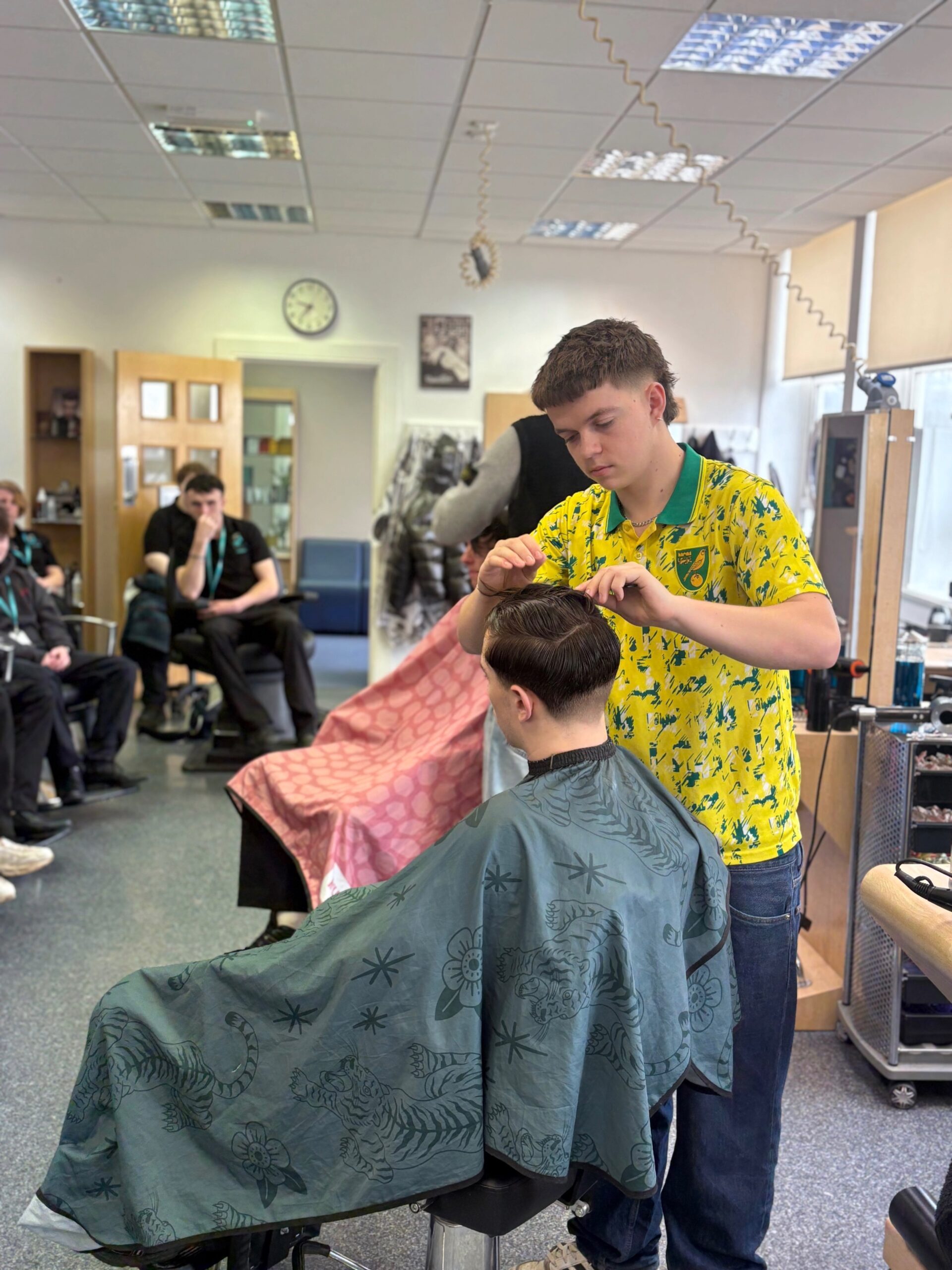 Industry Professionals Inspire Strode College Barbering Students